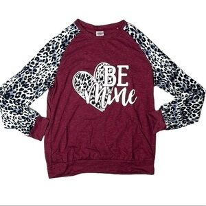 Be Mine Valentine’s Day long sleeve top size Small